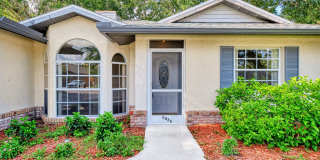 STUNNING 3 BEDROOM, 2 BATHROOM, 2 CAR GARAGE HOME LOCATED IN THE HIGHLY SOUGHT AFTER BRIARWOOD COMMUNITY. Gallery 5