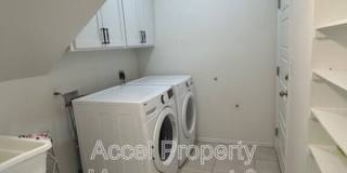 2325 N Peking Street Gallery 17