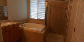 4 Bedroom 2.5 Bathroom in SW Visalia!! Gallery 12
