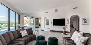 Stunning 7BR House in Camelback Canyon Gallery 12