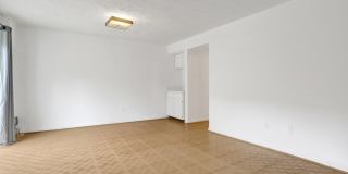 2225 N TUCKAHOE Street Gallery 24