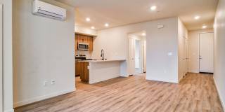 611 Highland Gallery 10