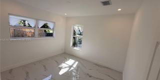 1606 NW 12th Ave Gallery 33