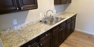 2 Bedroom Ground Level Apartment in Columbia Gallery 6