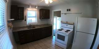 2 bed 1 bath Royal Oak ranch Gallery 4