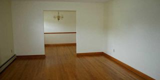 Charming brick ranch-style home in Virginia Beach featuring 3 bedrooms and 2 full baths! Gallery 4