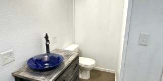 Spacious 4 Bed Home Near Bass Pro with Detached Garage  Fenced Yard Gallery 34