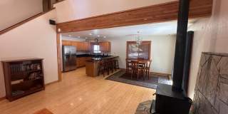 Three Bed, Two Bath Home In Prosser With Two Car Garage Gallery 4
