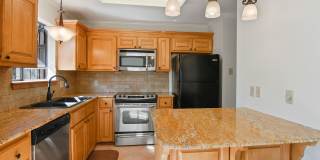 956 Ridgepoint Court #15C Gallery 1