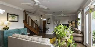 211 Ursuline Street Gallery 25