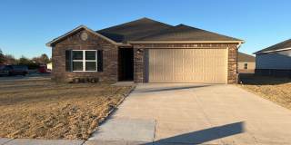 Beautiful 3 Bed, 2 Bath Home in Somerset – Pre-Leasing Now! Gallery 3