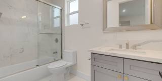 4 Bed / 4 Bath Townhome in Sawtelle Gallery 24