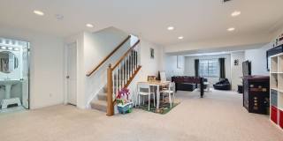 Spacious 4BDR Retreat in Lafayette Gallery 23