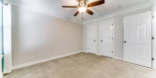 19218 BOLTMORE BAY Gallery 28