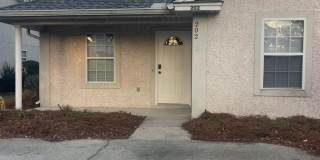 2 Bedroom/2 Bathroom Duplex - 202 Leeswood Circle AVAILABLE NOW Gallery 1