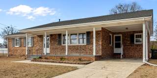 3 Br/2 Ba Ranch Close to Post Gallery 1