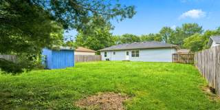 Charming 3 Bedroom Home with Washer & Dryer, Garage & Storage Shed Gallery 26