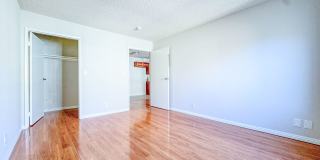 215 S. Occidental Blvd. Gallery 21