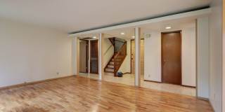 Bright spacious 4-bedroom 2.5 bath home in Bellevue Gallery 6