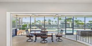 2044 MICHIGAN AVENUE NE Gallery 9