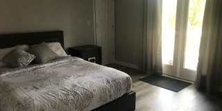 2513 Colleen Gallery 2