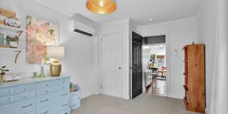 403 N QUEEN Street Gallery 37