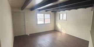 528 Henrietta Gallery 31