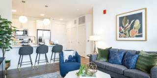 Everleigh Vernon Hills 55+ Active Adult Apartment Homes Gallery 24