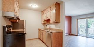 4036 37th Ave. N- Windsor Court Gallery 24