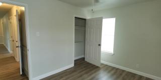 4 Bedroom 2 bath in Valley High Gallery 34