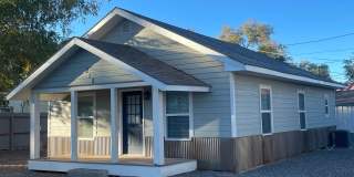 212 South Selig Gallery 1