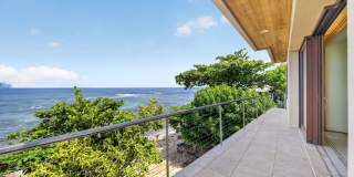 HaleGator: Award-Winning Oceanfront Home w/ Rooftop Lanai & Ocean Views Gallery 26