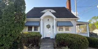 Well maintained 3 bedroom, 1 bath home coming available in June! Gallery 1