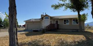 4-Bedroom Home on 3 Acres – Horse-Friendly Property! Gallery 1