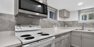 4402 Woodlawn Avenue North#3 Gallery 1