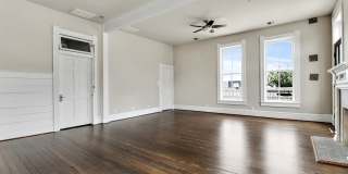 202 on The Square Gallery 6