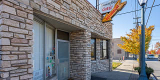 Cincinnati Premier Living Gallery 42