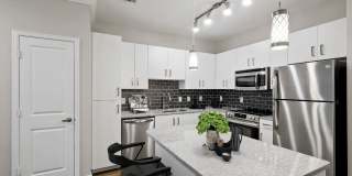 1105 Town Brookhaven Gallery 5