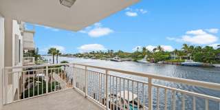 1050 Hillsboro Mile Gallery 9