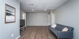 949 Kenwood Drive Gallery 18