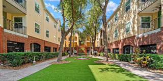 2010 E PALM Avenue Gallery 1