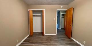 Spacious 2 Bedroom with Private Balcony! Gallery 37