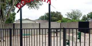 Creekside on the Green Gallery 34