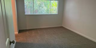 Fair Oaks 2bd/2ba Duplex with Garage Gallery 10