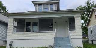 2 bed 2 bath with bonus areas!  LEASING SPECIAL - MOVE IN BY 5/31/2026 AND RECEIVE 2ND MONTH OF RENT FREE. Gallery 1