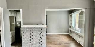 711 Lakeside Drive Gallery 3