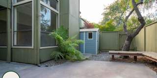 Remodeled 3 Bedroom Townhouse | Private Patio | Washer/Dryer Gallery 5