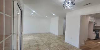 Single Story Senior Home 55+ community- Newly Remodeled- Ready To Move In. Gallery 9