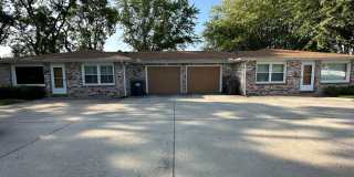 Nice! Duplex in Chesterfield! Gallery 1