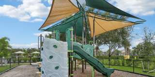 Adela at Orange Blossom - Townhomes & Apartments Gallery 22